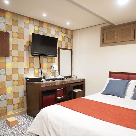 Hostel J Stay Seoul Exterior photo