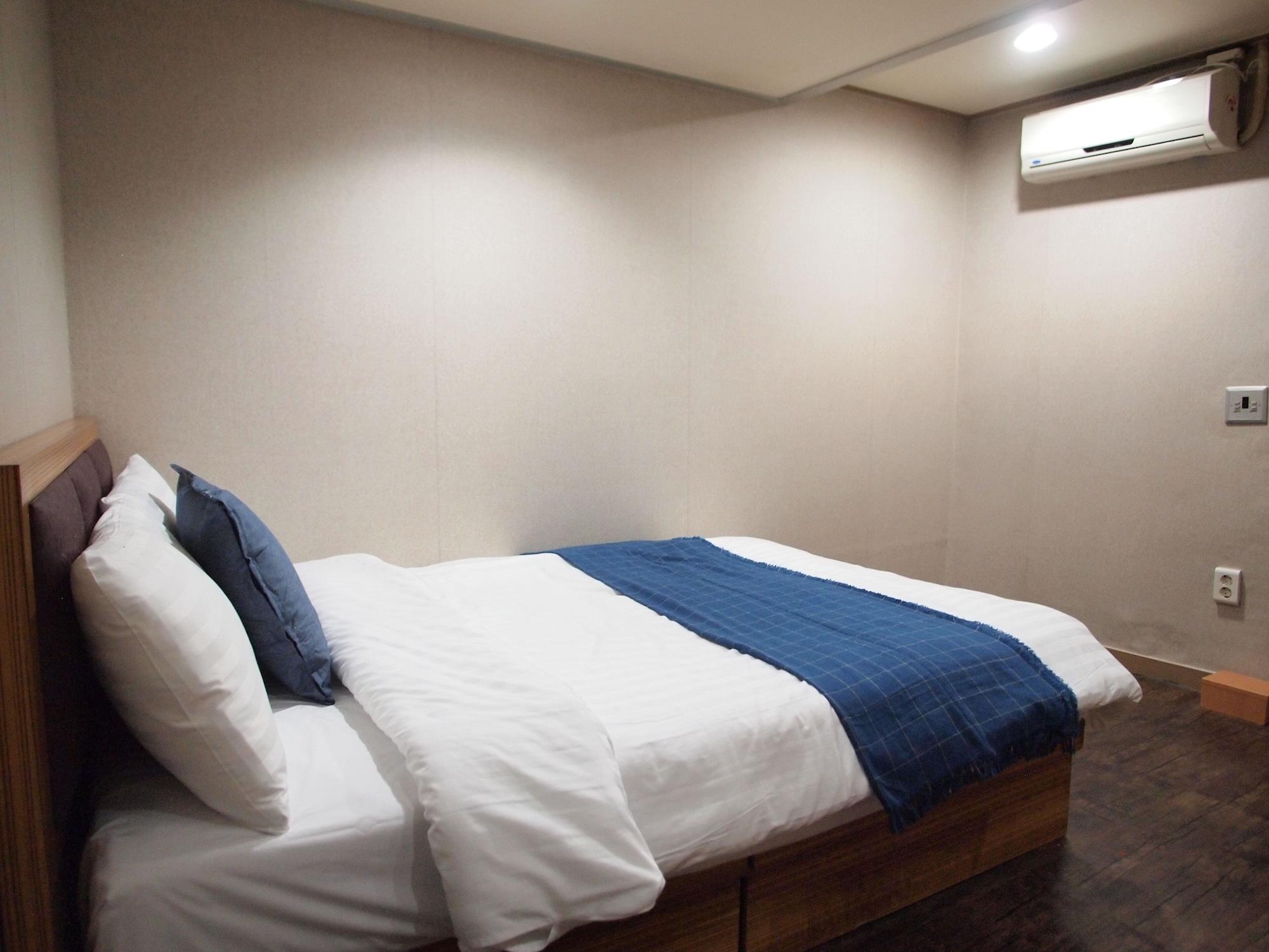 Hostel J Stay Seoul Exterior photo